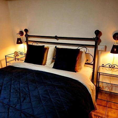 La Casa Rosa Di Segusino With Spa Jacuzzi In Garden Sequsino 部屋 写真